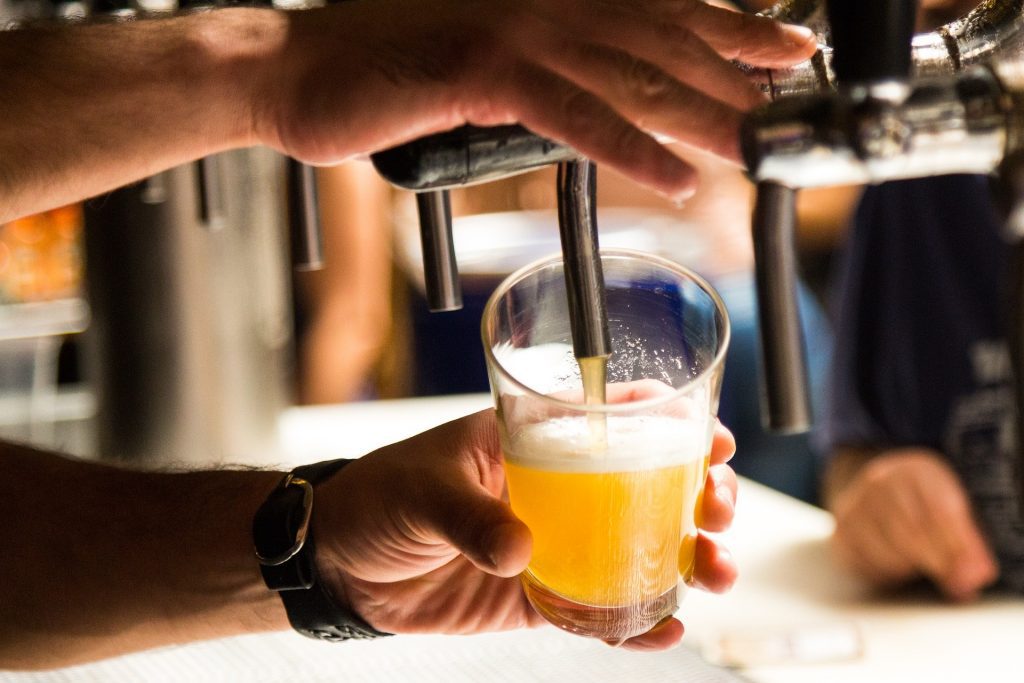Evento inédito com várias cervejarias vai refrescar o final de semana de calor em Curitiba 1 Chope curitiba