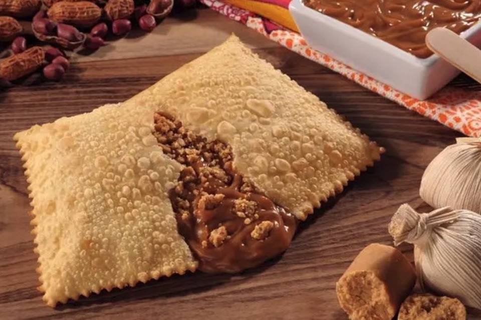 Paçoquita lança pastel de paçoca com doce de leite 1 Pastel de Paçoca e doce de leite