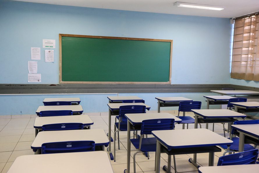 Secretaria da Educação publica editais para PSS do magistério 1 pss parana seed