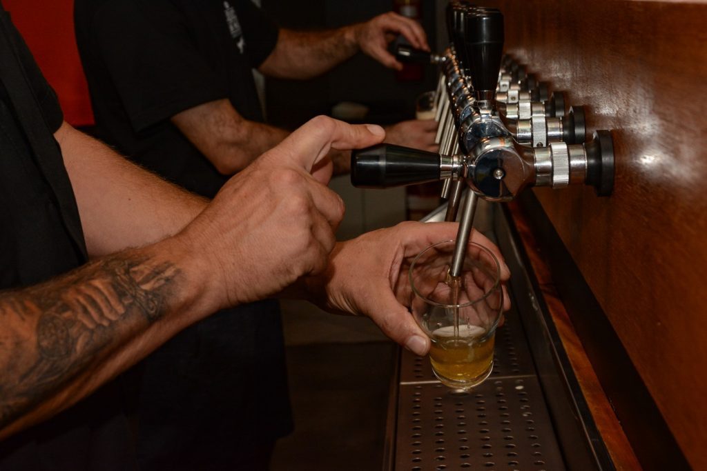 Rota da Cerveja de Pinhais – Conheça as Cervejarias do município 1 coice de mula pinhais