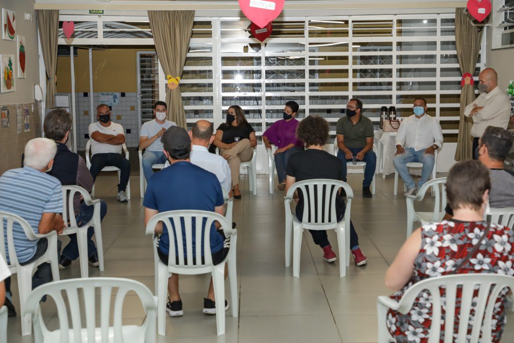 Prefeitura anuncia para população a revitalização da Rua Rio Paraná 1 reuniao rio parana foto roberto dziura jr 1159