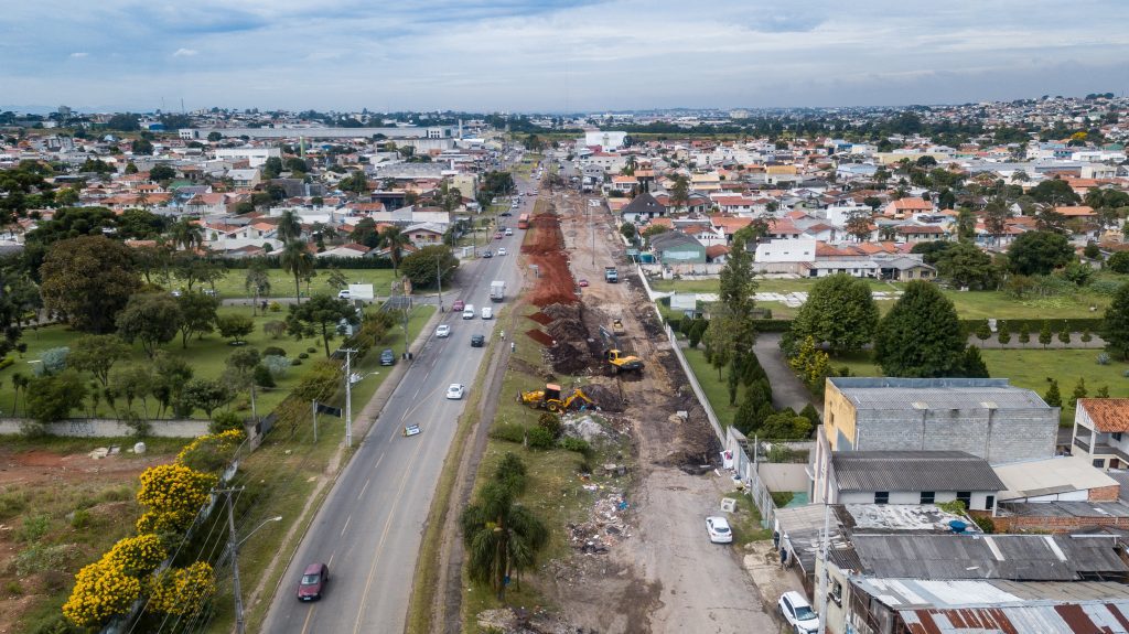 Drenagem é realizada na última etapa da duplicação da Avenida Maringá 1 avenida maringa obras