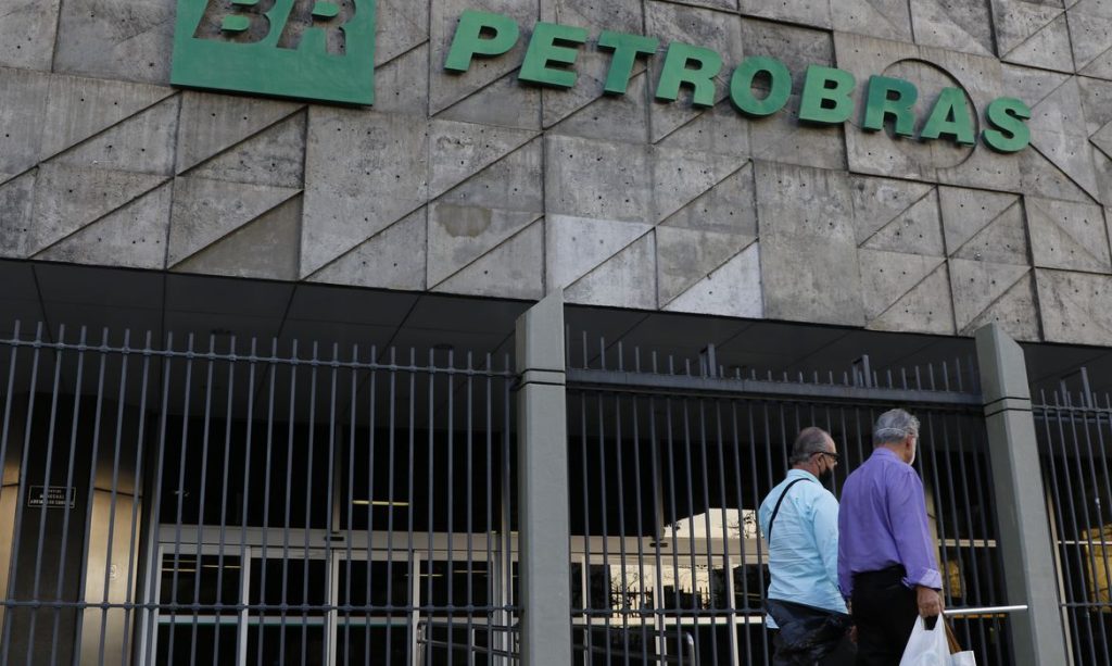 Petrobras reajusta preços da gasolina e diesel para as distribuidoras 1 gasolina cara