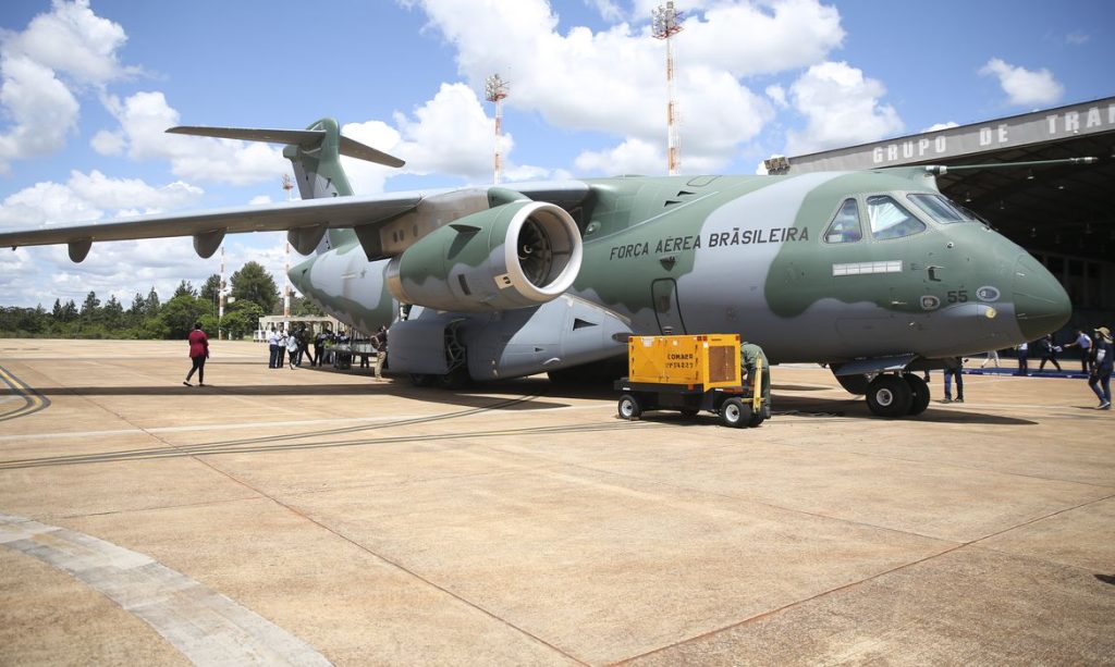 Repatriados vindos da Ucrânia já estão no Brasil 1 operacao repatriacao ucrania jfcrz abr 0703221144 0