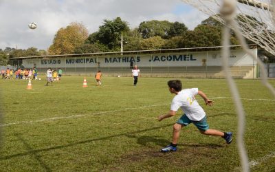 Piraquara fará seletiva de atletas de futebol masculino e feminino