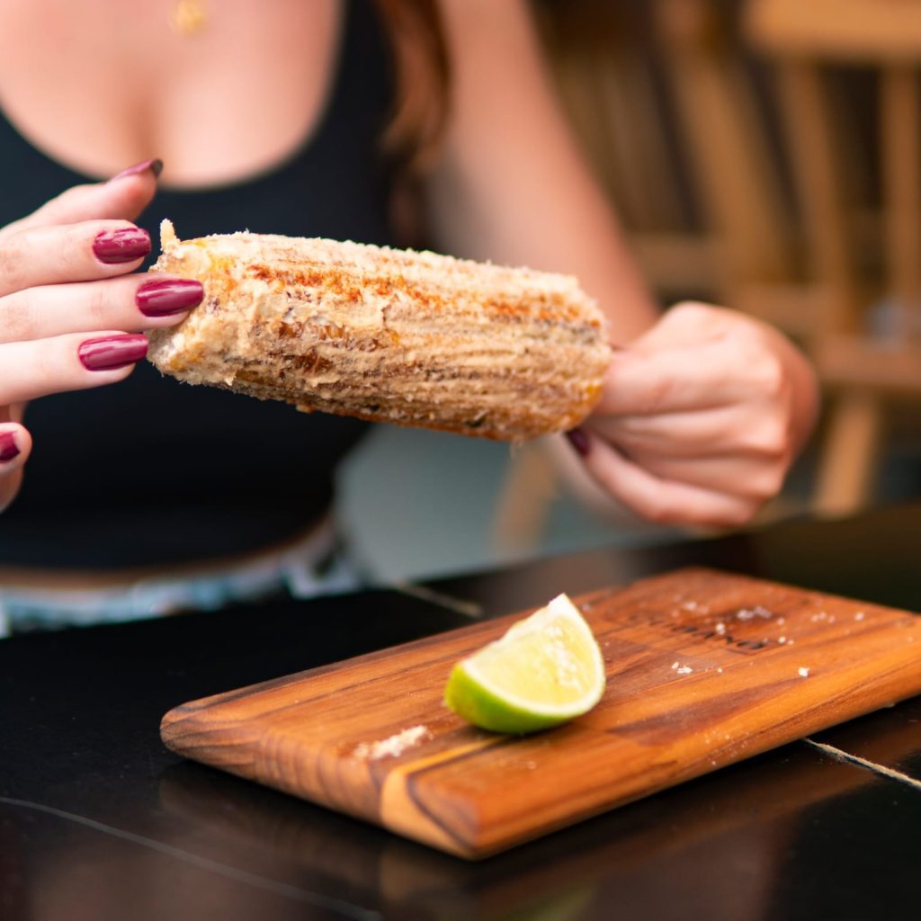 “Revolución” gastronômica: bar Cubano destaca identidade e sabores latino-americanos em Curitiba 4 bar revolucion2
