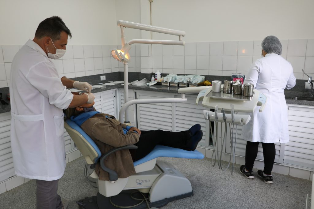Secretaria de Saúde implanta Laboratório de Prótese Dentária no município 1 img A67031A7C99E106AAE3D47779EEB756558C93DAE