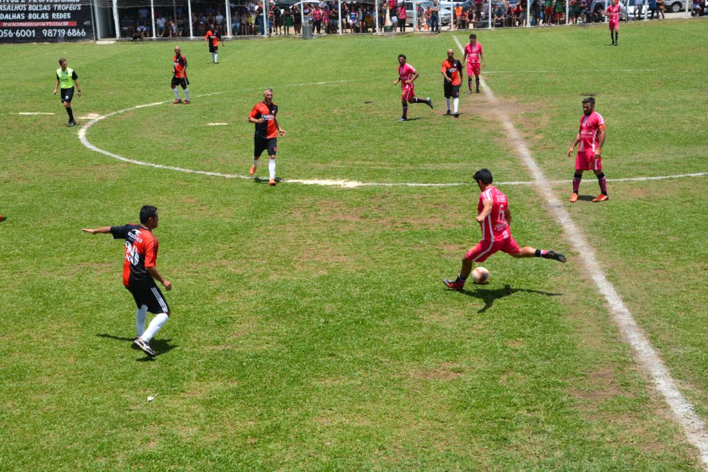 Estão abertas as inscrições para a XII Copa Pinhais de Futebol Master 1 img 63FBB9CCDC740D29F609791366001D803DAB3072
