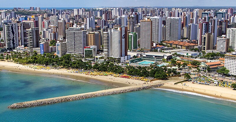 Ficheiro:Fortaleza, Brazil (4) (cropped).jpg