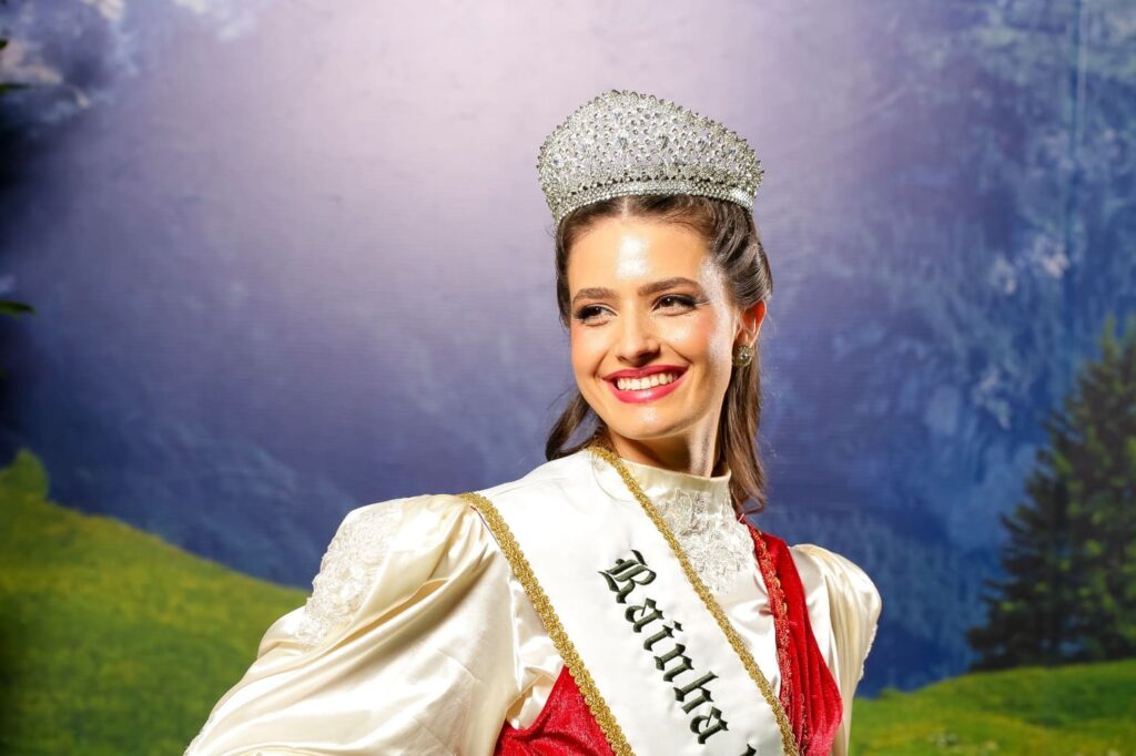 Rainha Victoria Reckziegel