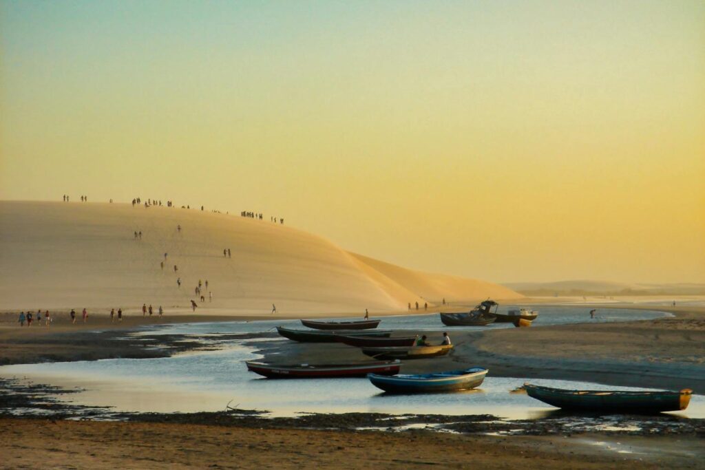 Nordeste em Julho de 2025: Um Guia Detalhado para Férias Inesquecíveis! 1 Jericoacoara (CE): O Paraíso Rústico e Sofisticado