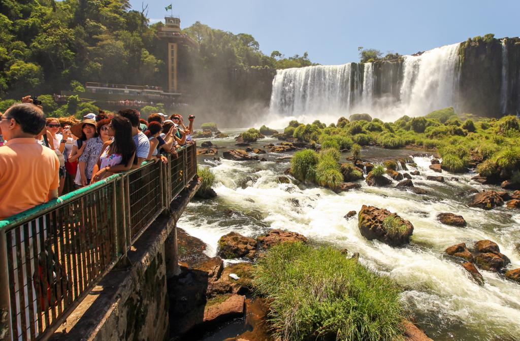 Paraná no Top 10: Descubra as Melhores Cidades para Morar 5 foz do iguacu